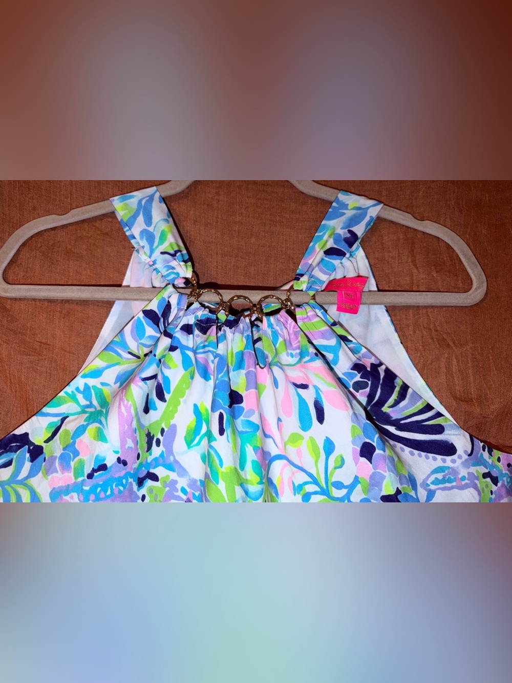 Lilly Pulitzer Julien Halter Top in Resort White
Shell Beach size XL - Picture 9 of 16